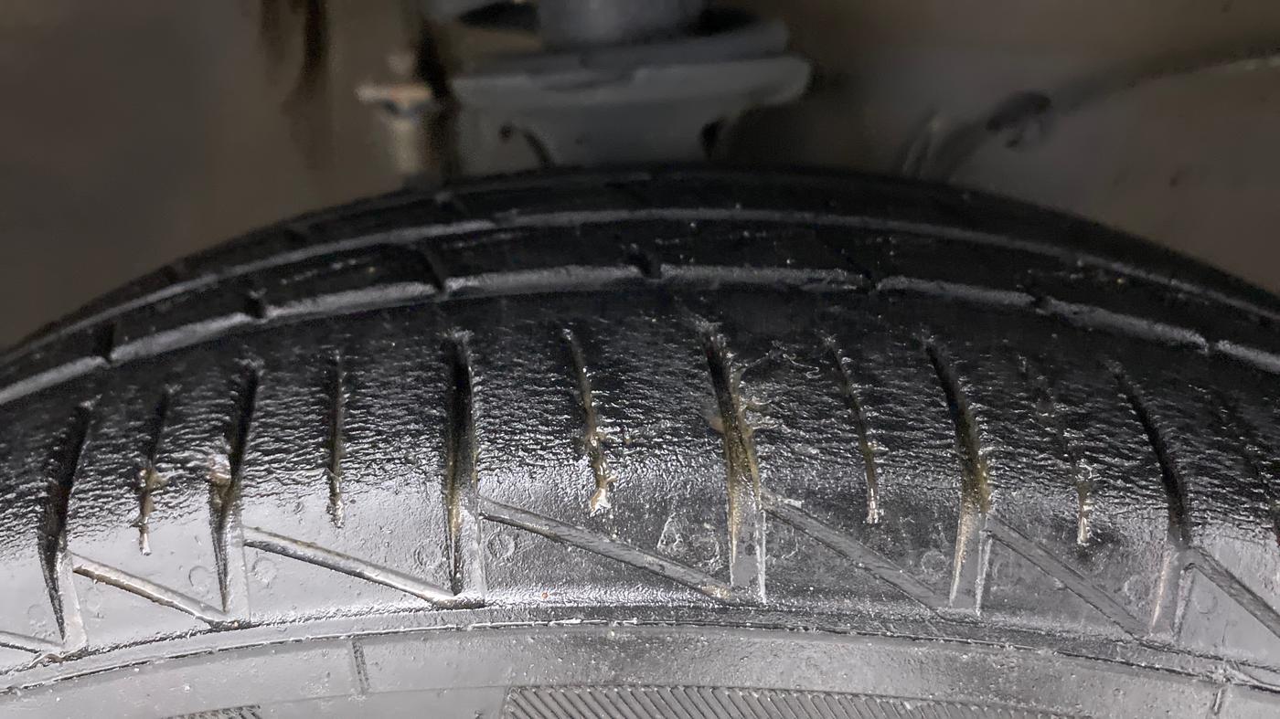 2021 Maruti Alto VXI, Petrol, Manual, 23,858 km, Right Front Tyre Tread