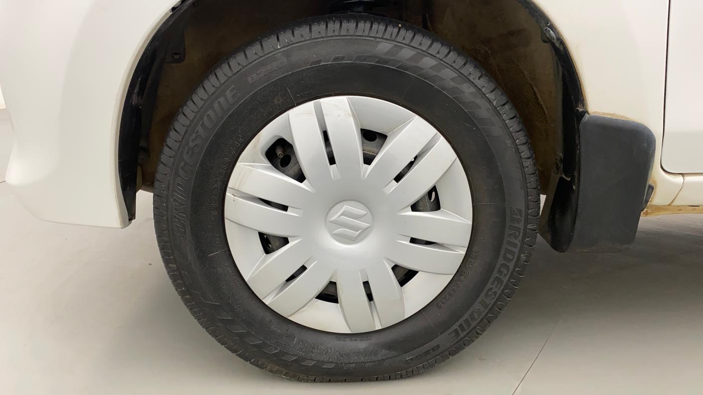 2017 Maruti Alto 800 LXI, Petrol, Manual, 71,958 km, Left Front Wheel