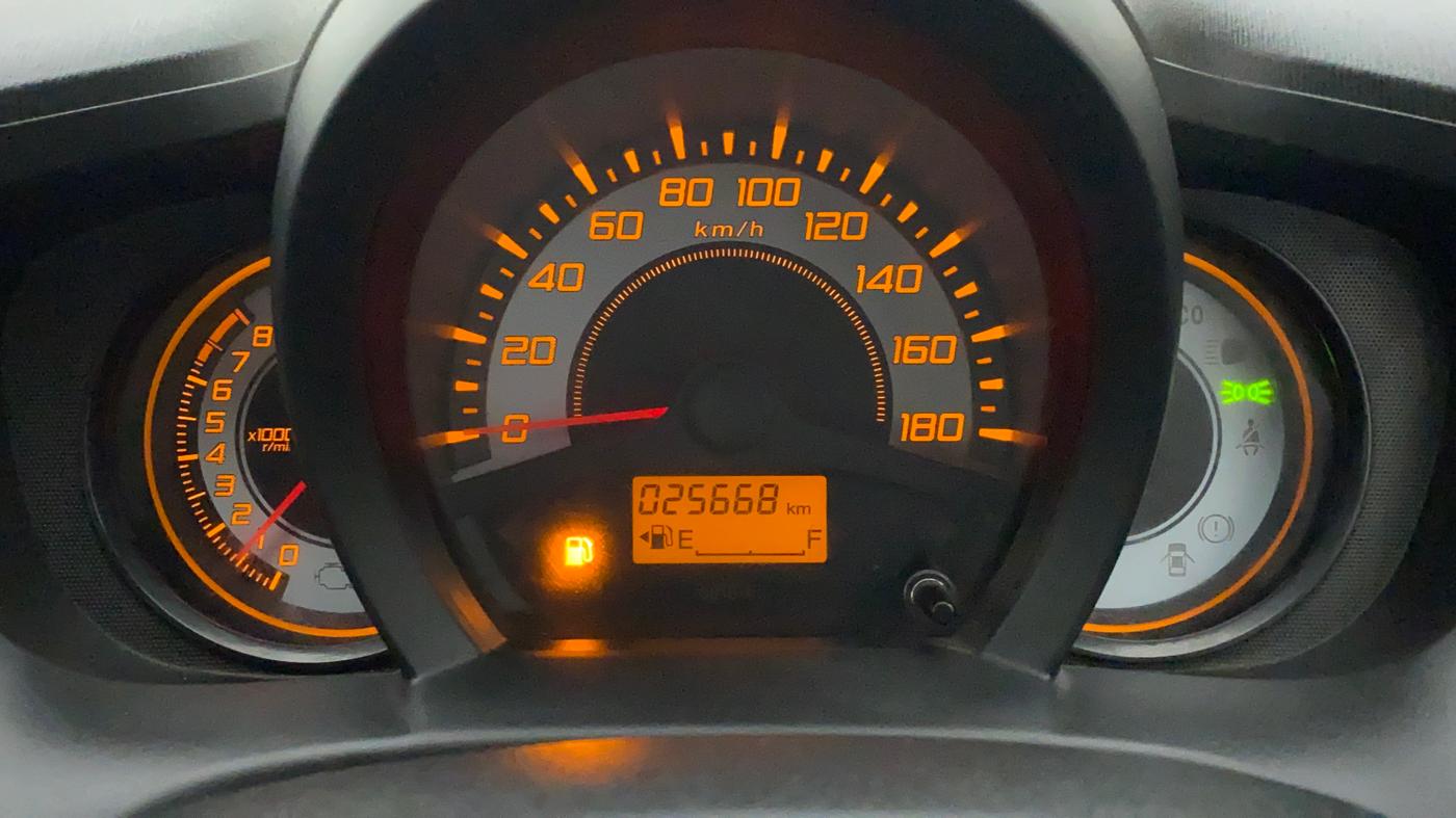 2014 Honda Brio S MT, Petrol, Manual, 25,665 km, Odometer Image