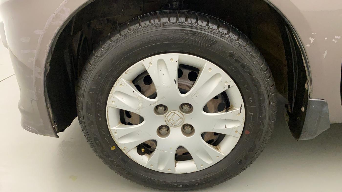 2014 Honda Brio S MT, Petrol, Manual, 25,665 km, Left Front Wheel