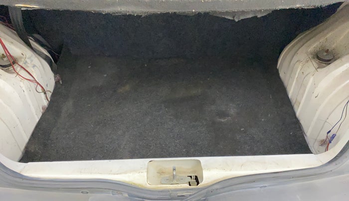 2016 Renault Kwid RXT 0.8, Petrol, Manual, 71,643 km, Boot Inside