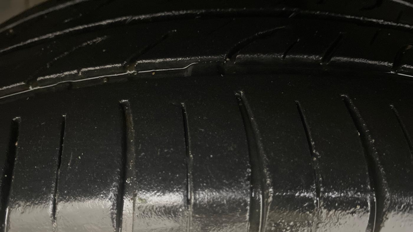 2013 Hyundai i20 ASTA 1.2, Petrol, Manual, 70,917 km, Left Front Tyre Tread