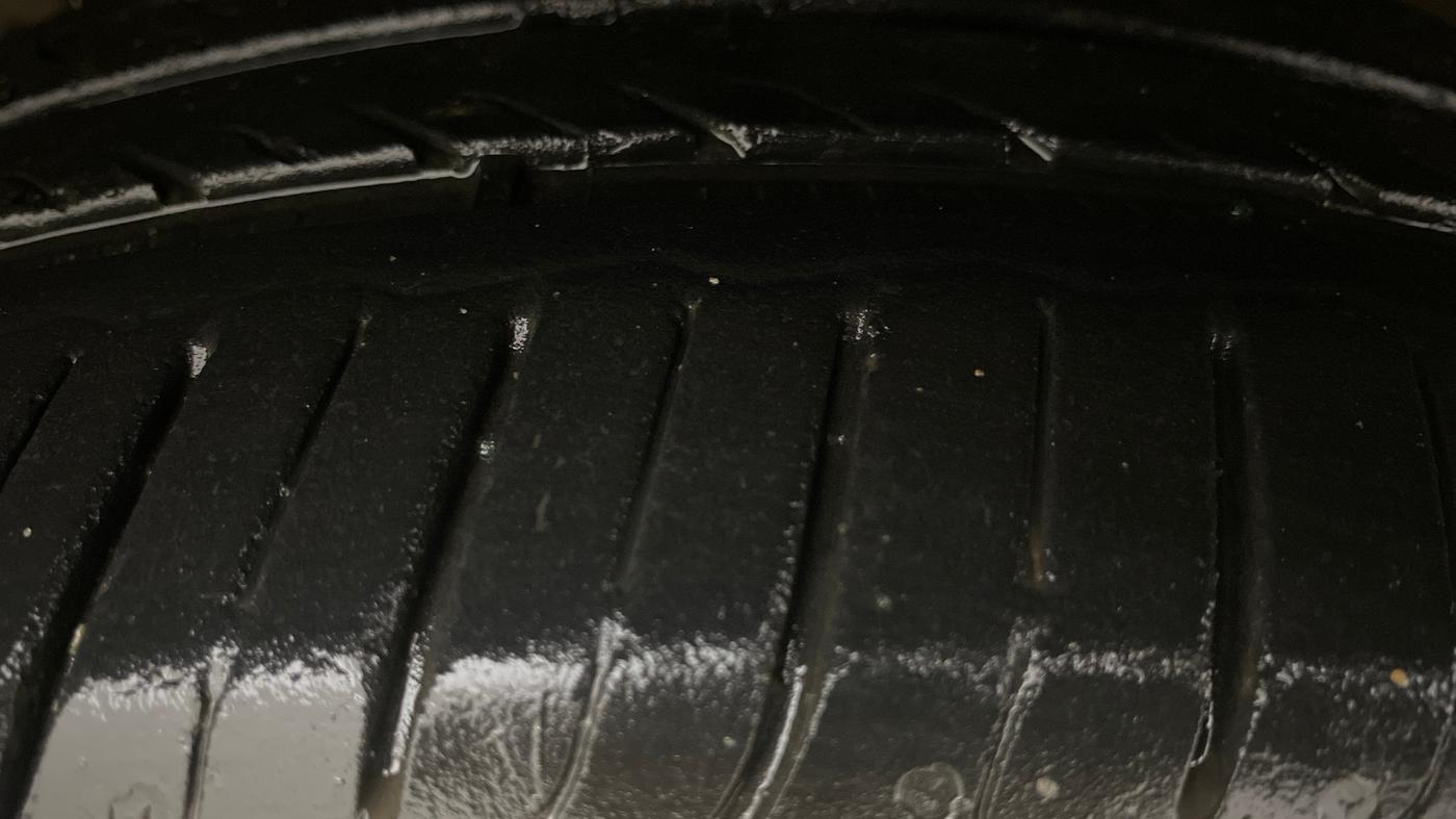2013 Hyundai i20 ASTA 1.2, Petrol, Manual, 70,917 km, Right Front Tyre Tread