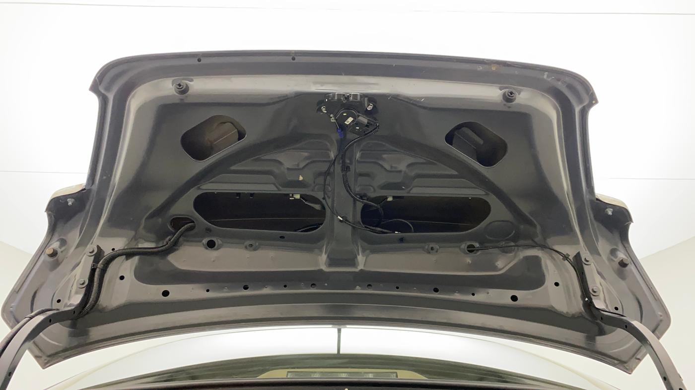 2017 Maruti Dzire VXI, Petrol, Manual, 89,533 km, Boot Door Open