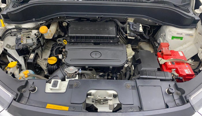 2022 Tata PUNCH CREATIVE AMT 1.2 RTN DUAL TONE, Petrol, Automatic, 18,456 km, Open Bonet