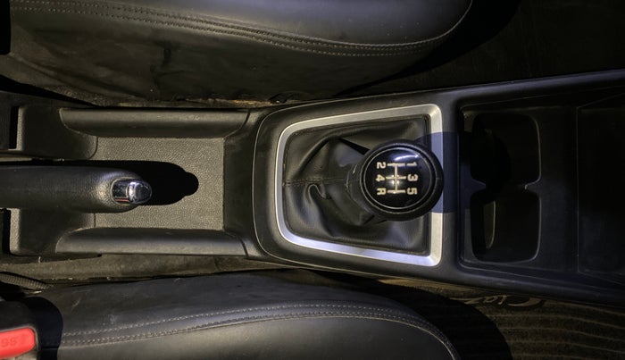 2021 Maruti Swift ZXI, Petrol, Manual, 26,404 km, Gear Lever