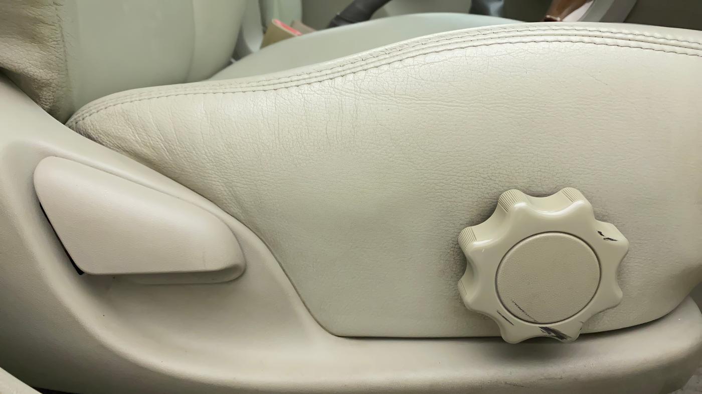 2011 Toyota Corolla Altis G PETROL, Petrol, Manual, 70,565 km, Driver Side Adjustment Panel