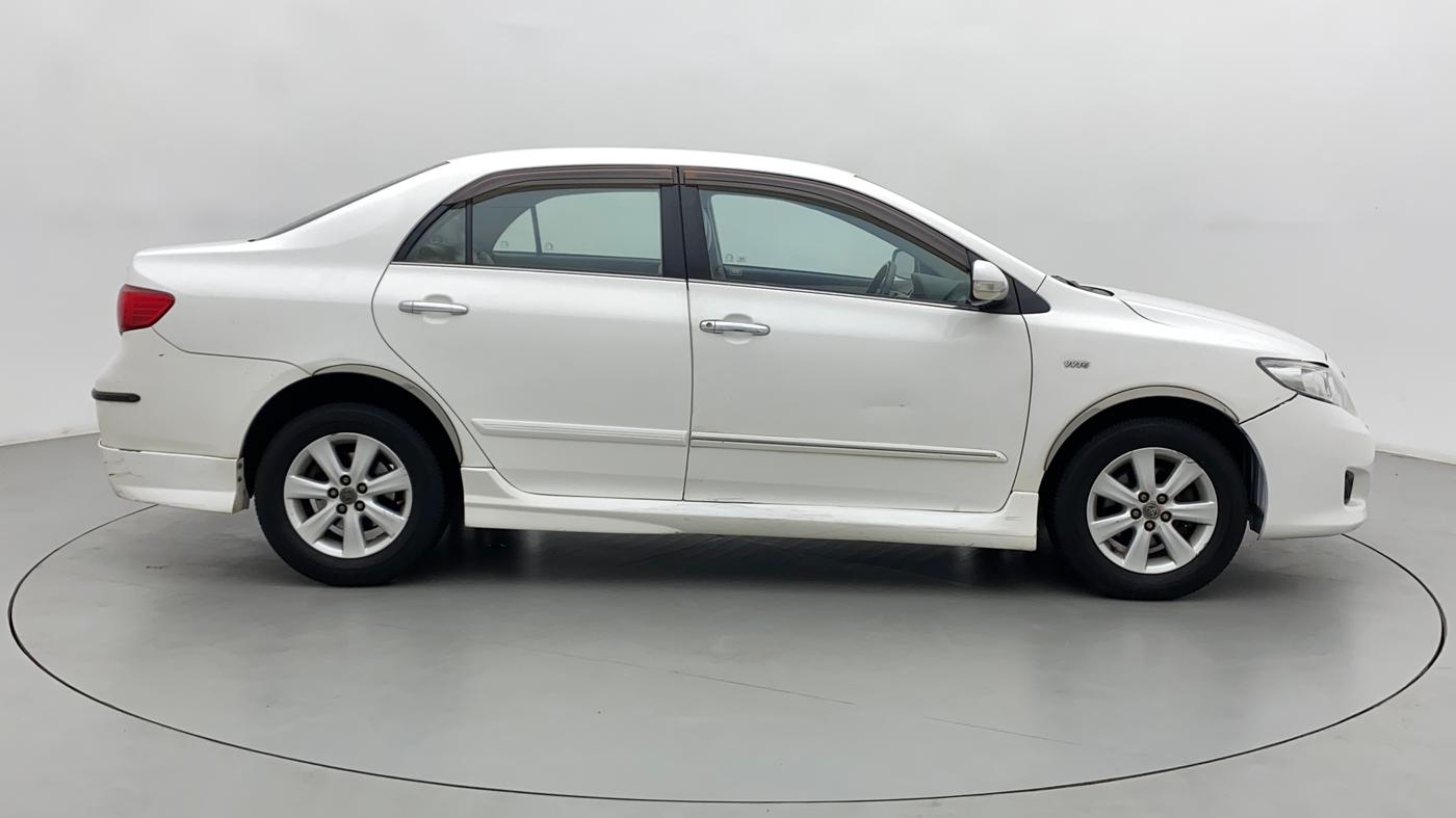 2011 Toyota Corolla Altis G PETROL, Petrol, Manual, 70,565 km, Right Side View