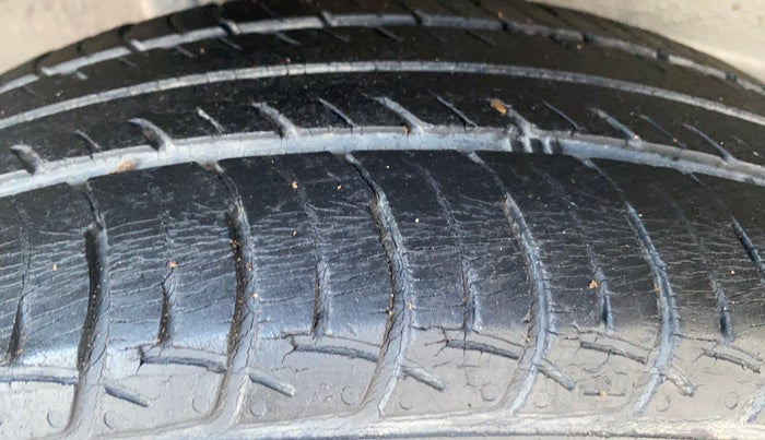 2019 Maruti New Wagon-R VXI 1.0, Petrol, Manual, 39,005 km, Right Rear Tyre Tread