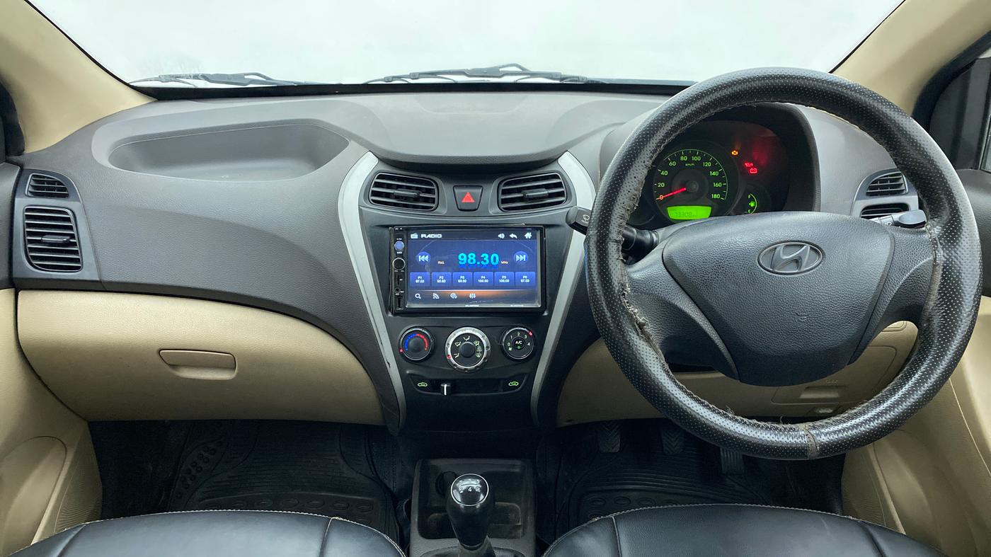 2014 Hyundai Eon ERA PLUS, Petrol, Manual, 73,587 km, Dashboard