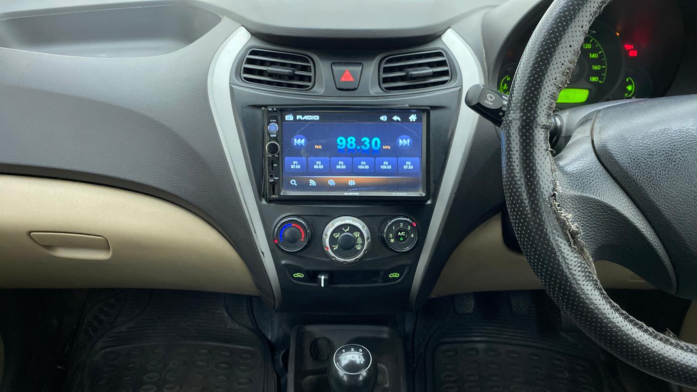 2014 Hyundai Eon ERA PLUS, Petrol, Manual, 73,587 km, Air Conditioner