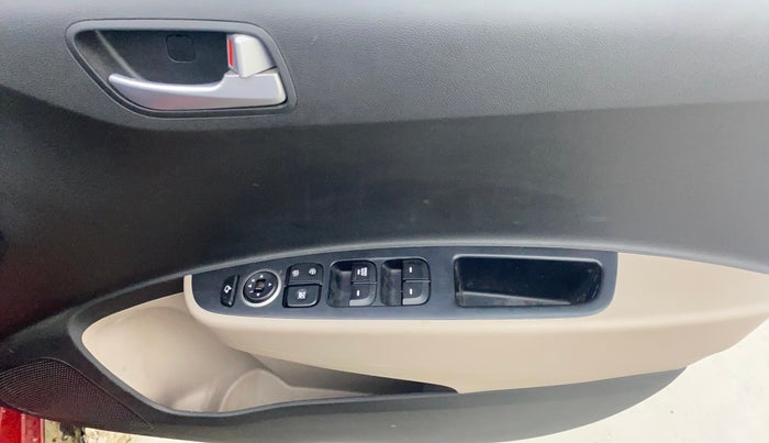 2020 Hyundai Grand i10 SPORTZ 1.2 KAPPA VTVT, Petrol, Manual, 26,835 km, Driver Side Door Panels Control