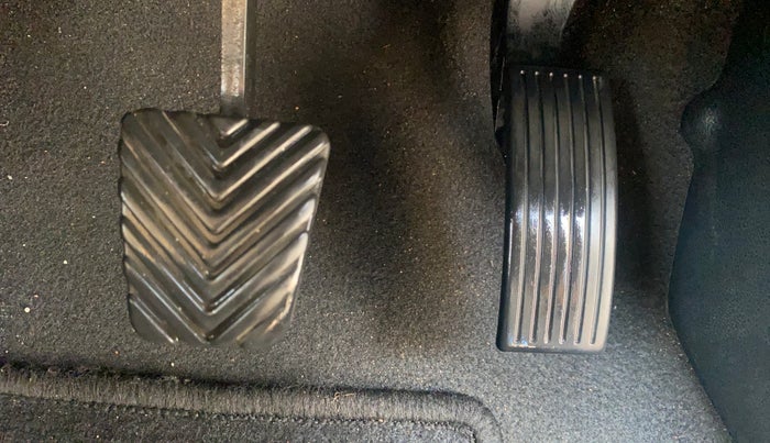 2021 Hyundai VENUE SX 1.0 TURBO IMT, Petrol, Manual, 56,990 km, Pedals