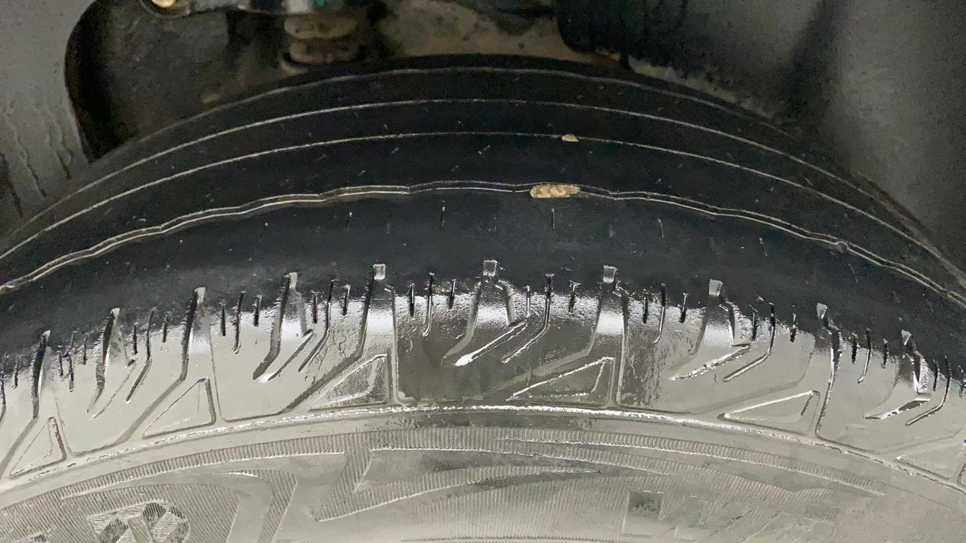 2019 Tata Harrier XZ 2.0L, Diesel, Manual, 44,063 km, Left Rear Tyre Tread