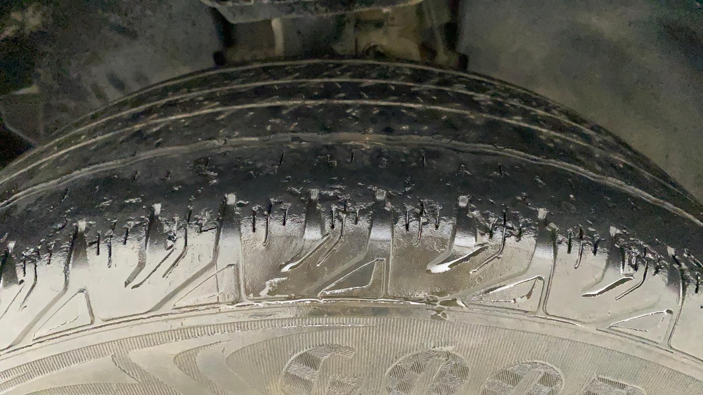 2019 Tata Harrier XZ 2.0L, Diesel, Manual, 44,063 km, Left Front Tyre Tread