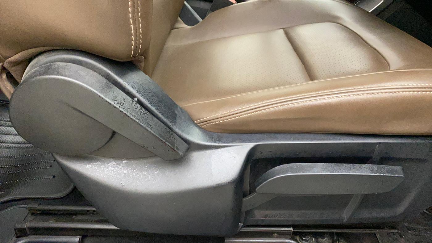 2019 Tata Harrier XZ 2.0L, Diesel, Manual, 44,063 km, Driver Side Adjustment Panel