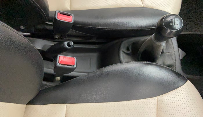 2015 Hyundai Eon D-LITE+, Petrol, Manual, 49,328 km, Gear Lever