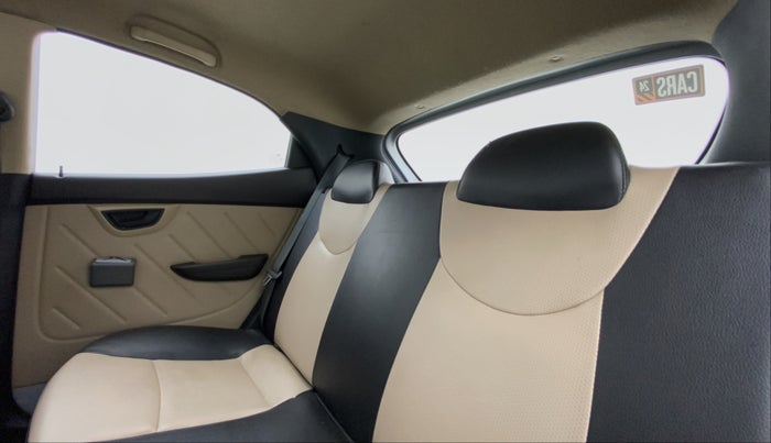 2015 Hyundai Eon D-LITE+, Petrol, Manual, 49,328 km, Right Side Rear Door Cabin