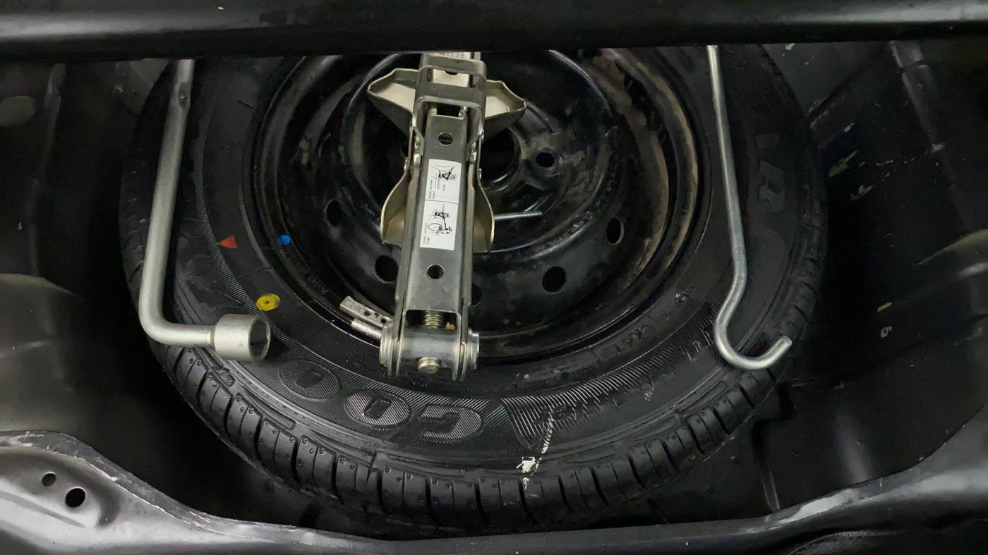 2019 Maruti Alto LXI CNG, CNG, Manual, 55,871 km, Spare Tyre