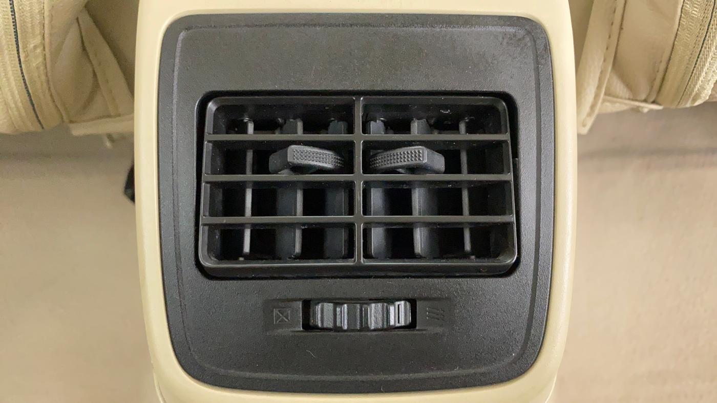 2017 Maruti Dzire VXI, Petrol, Manual, 22,106 km, Rear AC Vents