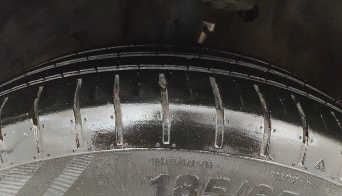 2017 Maruti Dzire ZXI AMT, Petrol, Automatic, 41,975 km, Left Front Tyre Tread