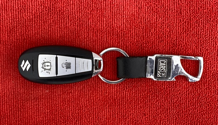 2016 Maruti Swift ZXI D, Petrol, Manual, 51,933 km, Key Close Up