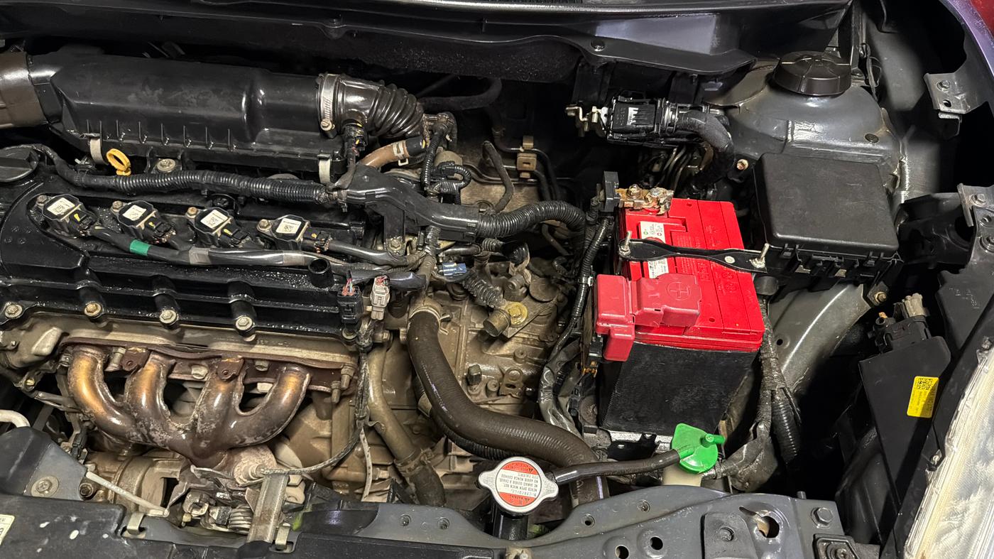 2017 Maruti Dzire VXI, Petrol, Manual, 1,16,292 km, Engine View - Left