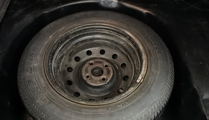 2017 Maruti Dzire VXI, Petrol, Manual, 1,16,245 km, Spare Tyre
