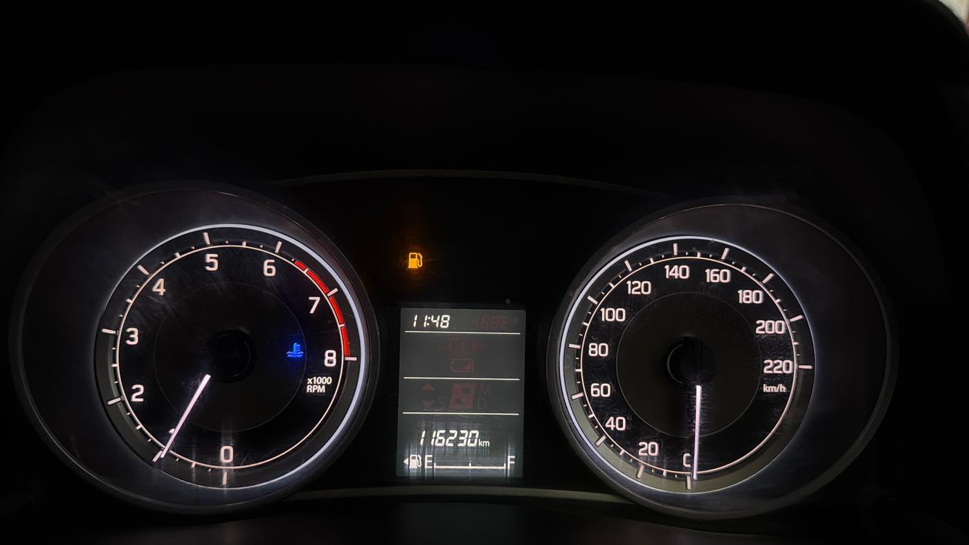 2017 Maruti Dzire VXI, Petrol, Manual, 1,16,292 km, Odometer Image