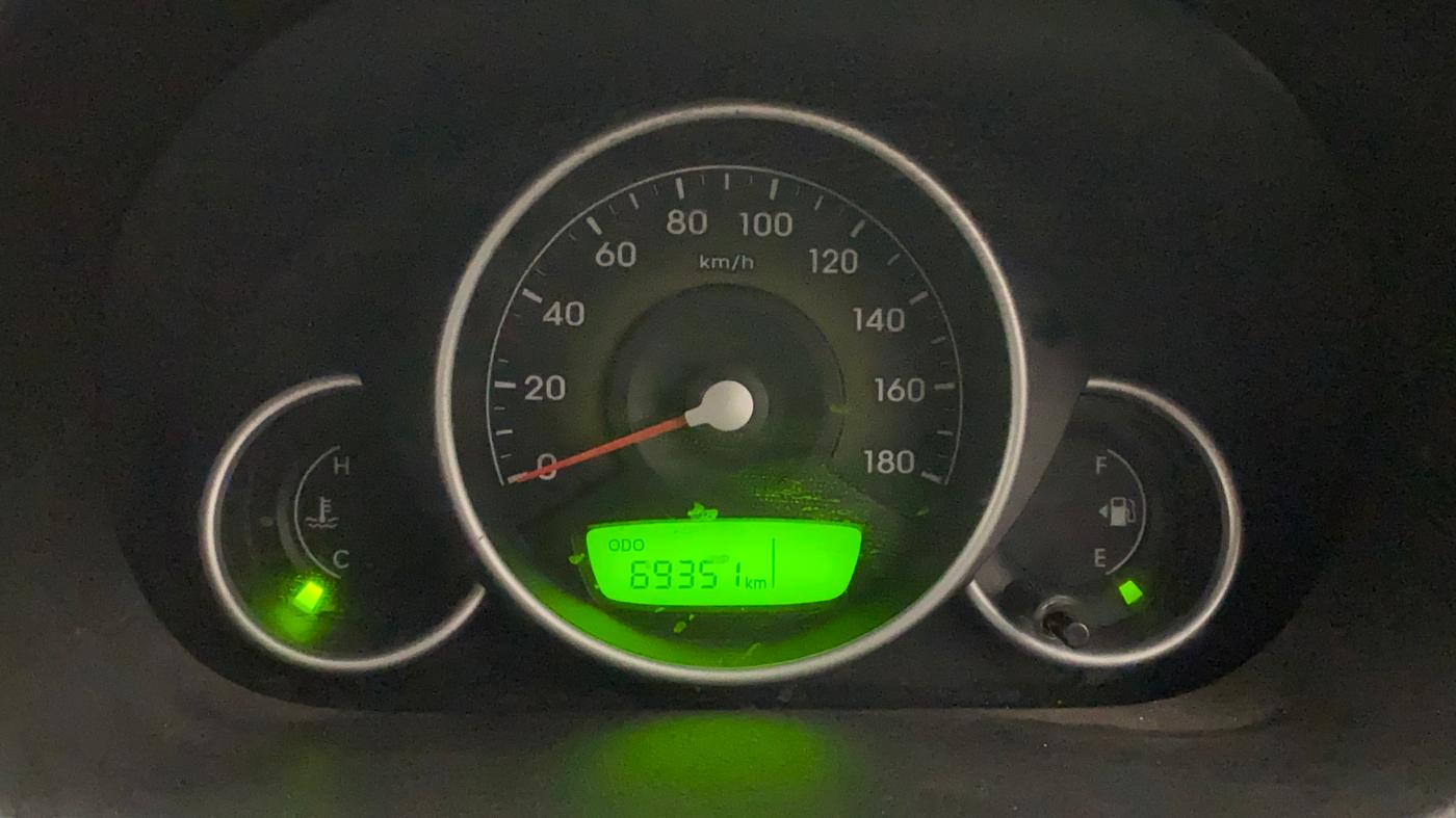 2017 Hyundai Eon MAGNA +, Petrol, Manual, 69,181 km, Odometer Image