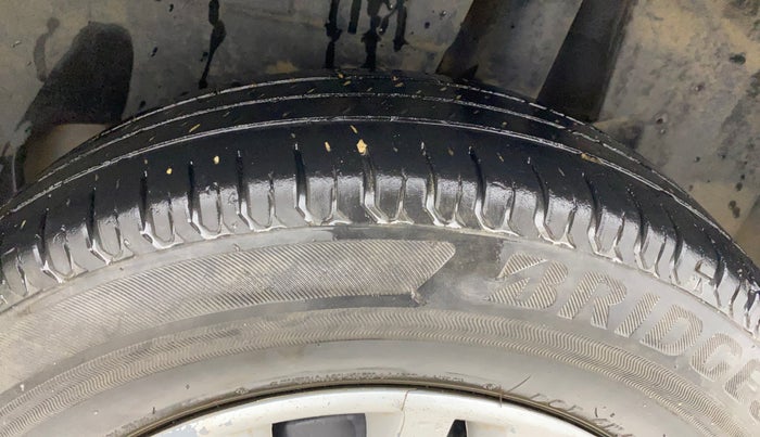 2019 Maruti Dzire VXI AMT, Petrol, Automatic, 80,706 km, Left Rear Tyre Tread