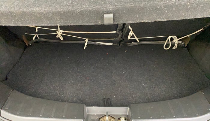 2013 Maruti Wagon R 1.0 VXI, Petrol, Manual, 31,278 km, Boot Inside