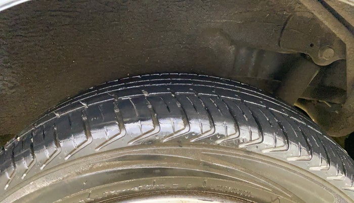 2013 Maruti Wagon R 1.0 VXI, Petrol, Manual, 31,278 km, Left Rear Tyre Tread