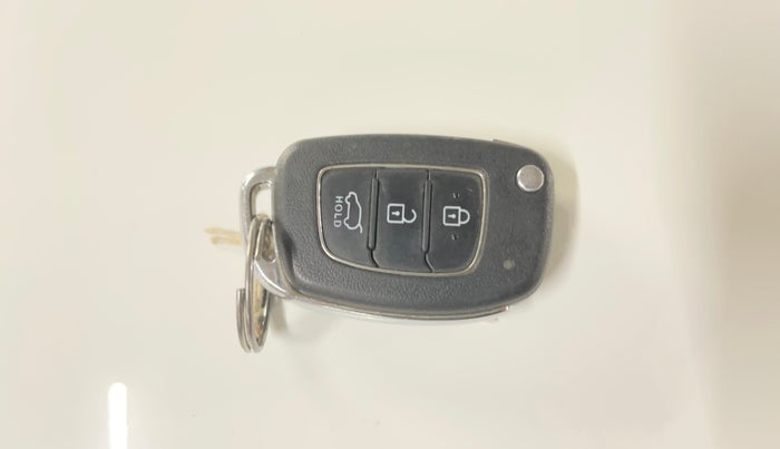 2021 Hyundai NEW I20 N LINE N6 1.0 TURBO GDI IMT, Petrol, Manual, 65,947 km, Key Close Up