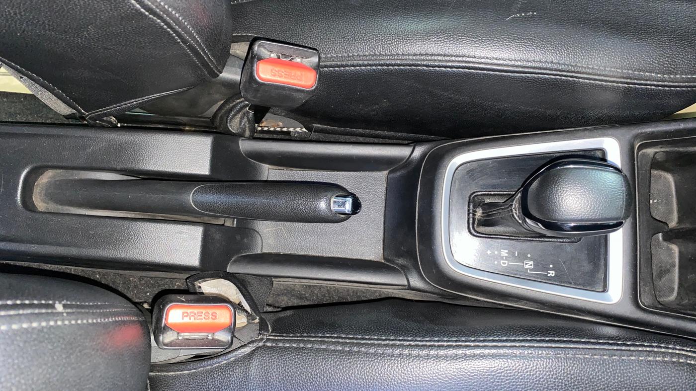 2018 Maruti Swift ZXI AMT, Petrol, Automatic, 62,934 km, Gear Lever