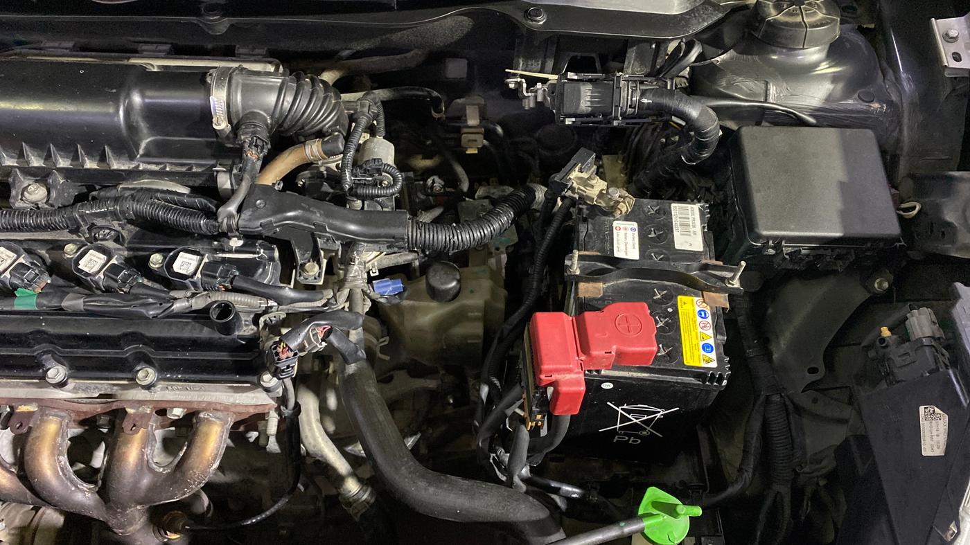 2018 Maruti Swift ZXI AMT, Petrol, Automatic, 62,934 km, Engine View - Left