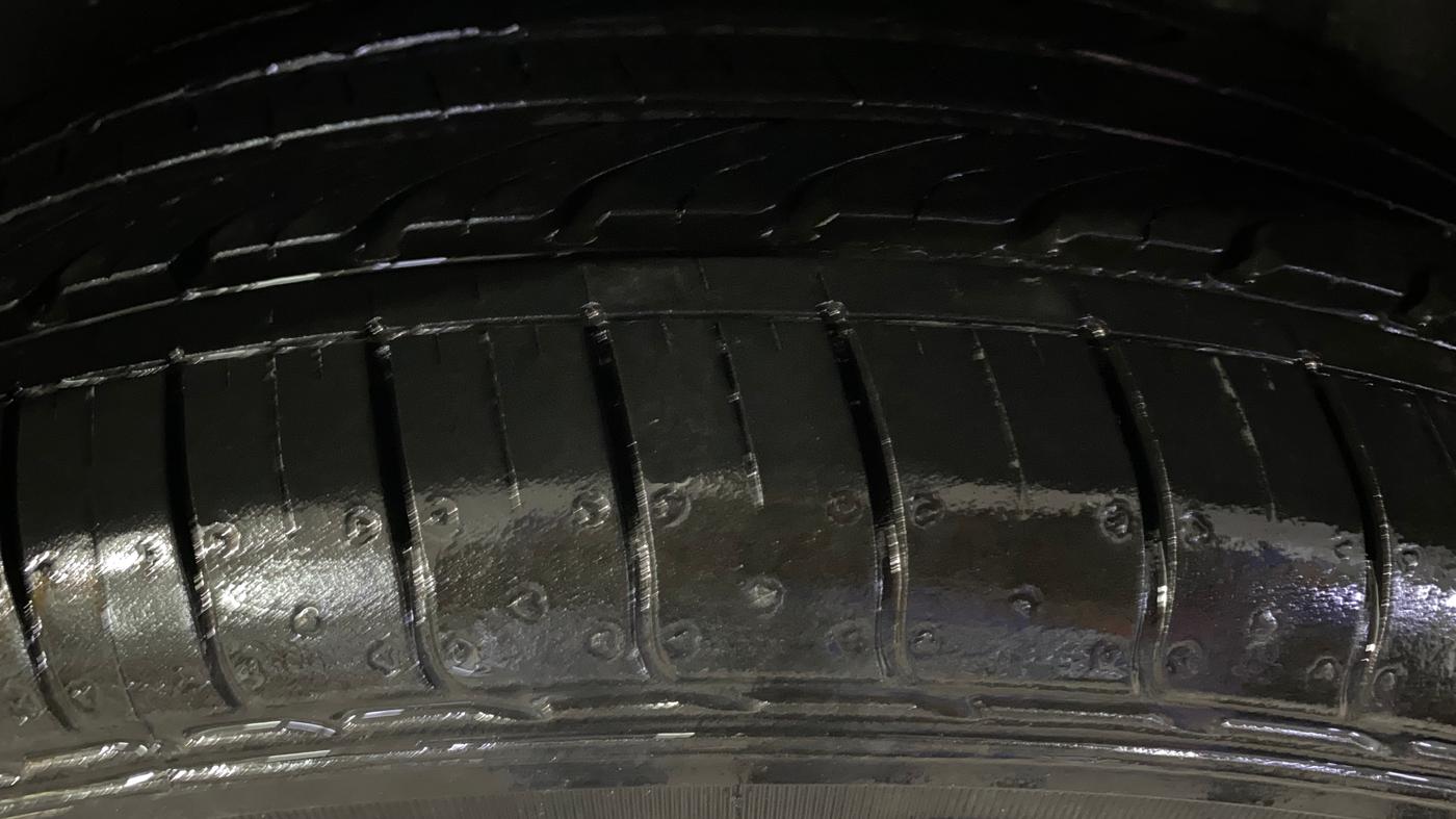 2018 Maruti Swift ZXI AMT, Petrol, Automatic, 62,934 km, Left Rear Tyre Tread
