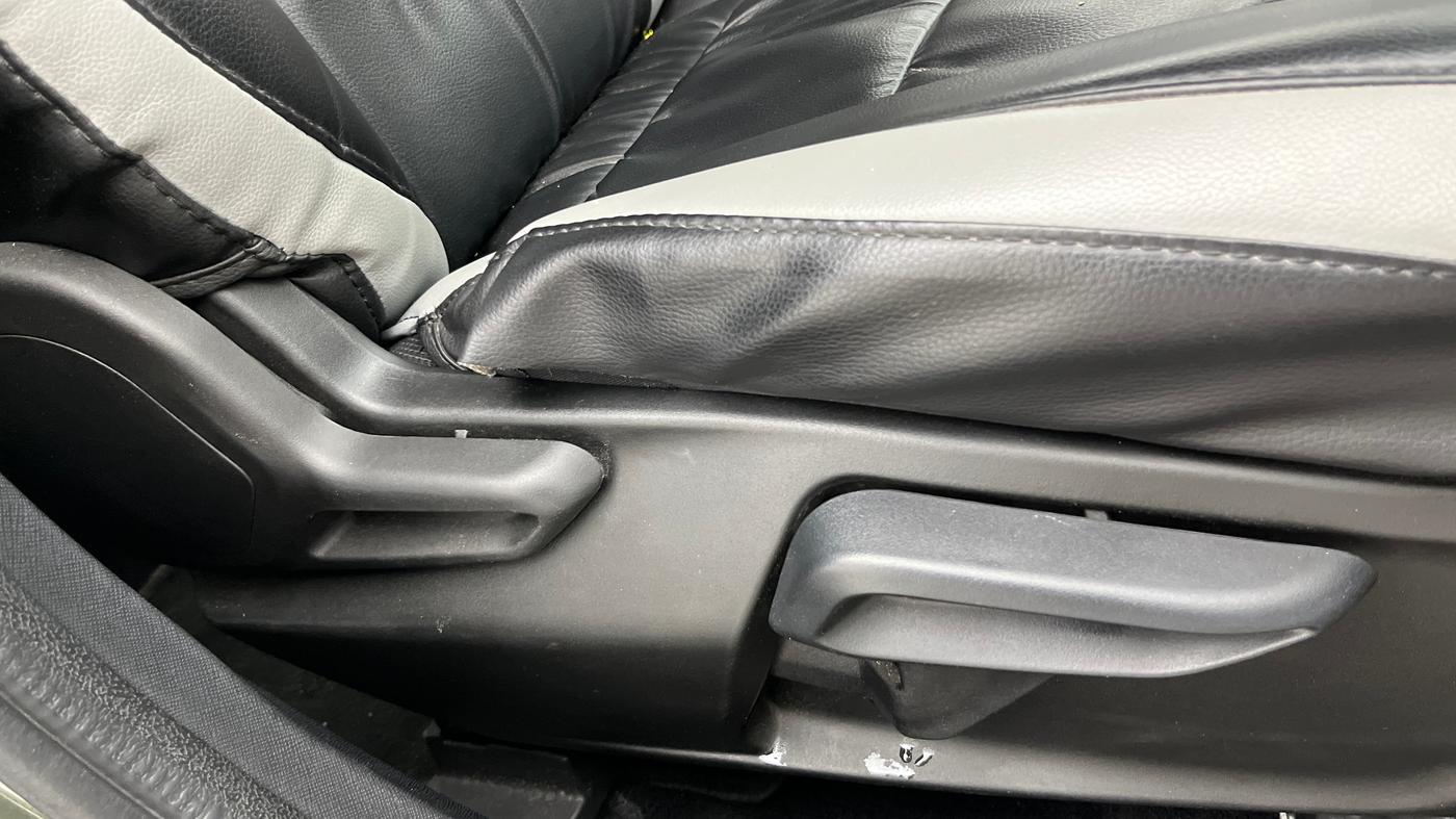 2022 Tata NEXON XZ PLUS PETROL, Petrol, Manual, 29,637 km, Driver Side Adjustment Panel