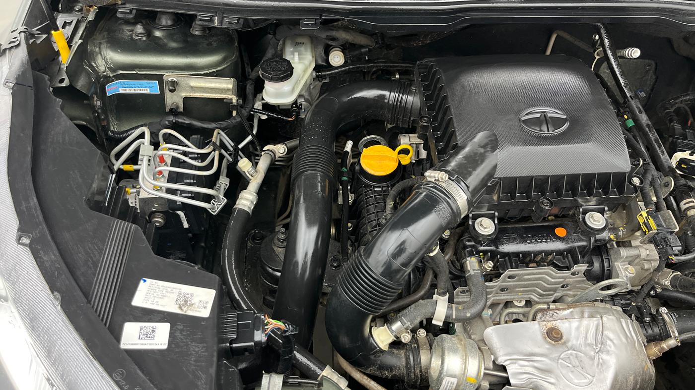 2022 Tata NEXON XZ PLUS PETROL, Petrol, Manual, 29,637 km, Engine View - Right