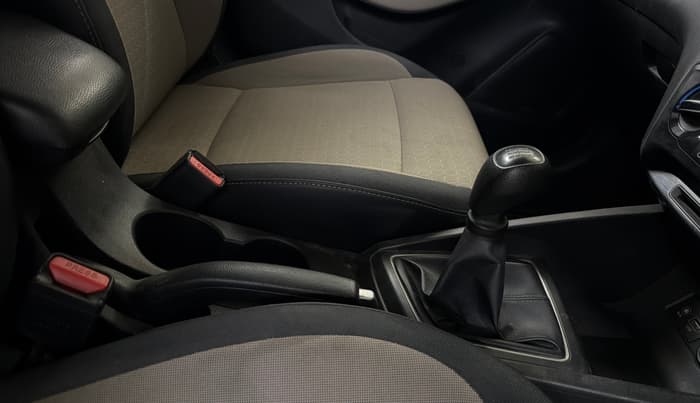 2015 Hyundai Elite i20 MAGNA 1.2, Petrol, Manual, 70,417 km, Gear Lever