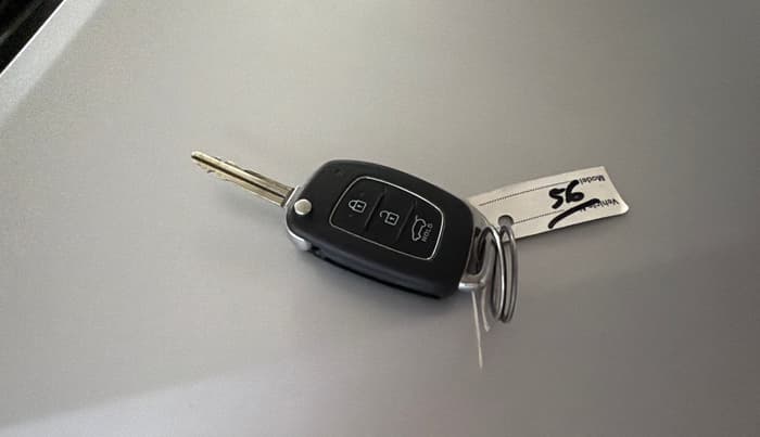 2015 Hyundai Elite i20 MAGNA 1.2, Petrol, Manual, 70,417 km, Key Close Up