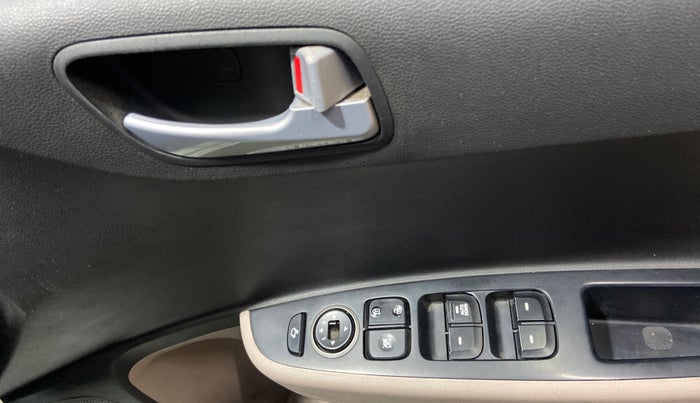 2019 Hyundai Grand i10 SPORTZ 1.2 KAPPA VTVT, Petrol, Manual, 79,527 km, Driver Side Door Panels Control