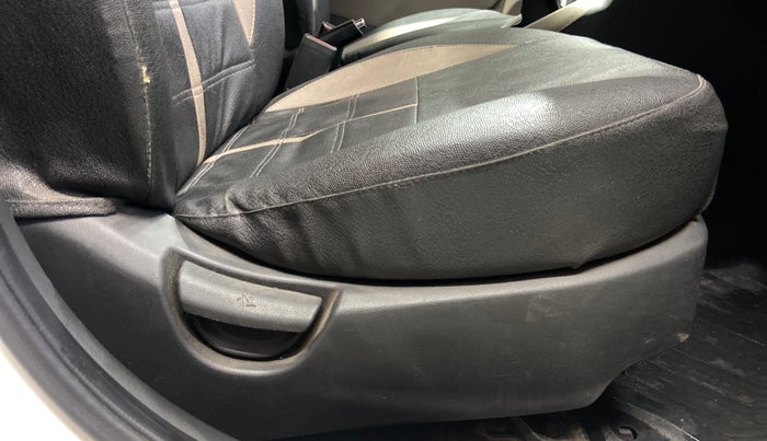 2019 Hyundai Grand i10 SPORTZ 1.2 KAPPA VTVT, Petrol, Manual, 79,527 km, Driver Side Adjustment Panel