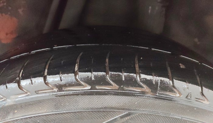 2015 Honda Jazz 1.2L I-VTEC VX, Petrol, Manual, 97,501 km, Left Rear Tyre Tread