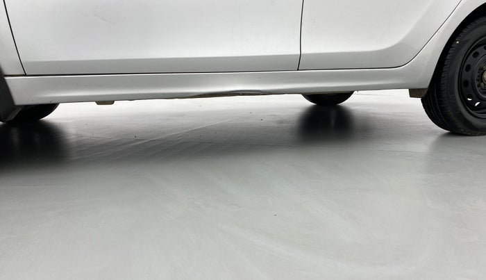 2016 Tata Tiago XT PETROL, CNG, Manual, 68,178 km, Left running board - Slightly dented