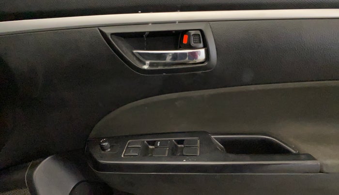 2014 Maruti Swift VXI, Petrol, Manual, 61,343 km, Driver Side Door Panels Control
