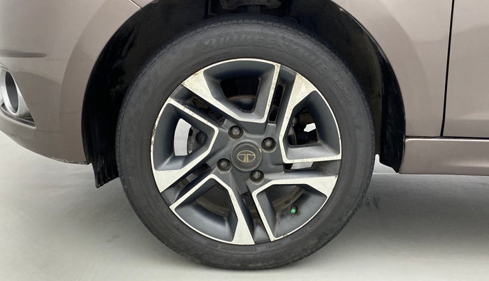 2017 Tata TIGOR XZ (O) PETROL, Petrol, Manual, 49,189 km, Left Front Wheel
