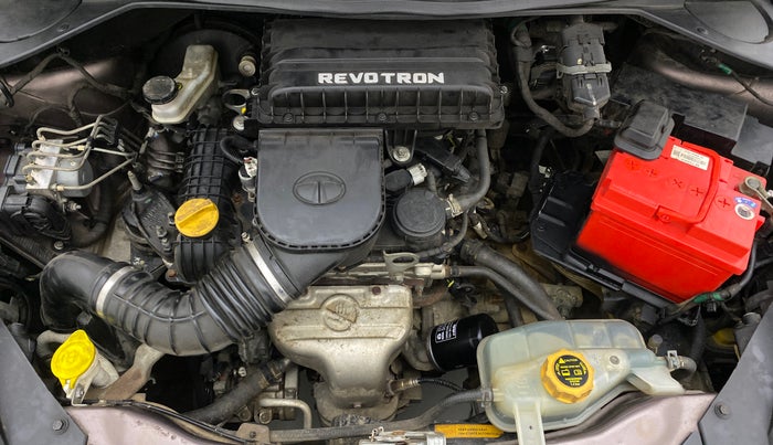 2017 Tata TIGOR XZ (O) PETROL, Petrol, Manual, 49,189 km, Open Bonet