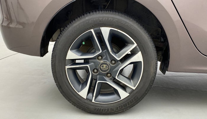 2017 Tata TIGOR XZ (O) PETROL, Petrol, Manual, 49,189 km, Right Rear Wheel