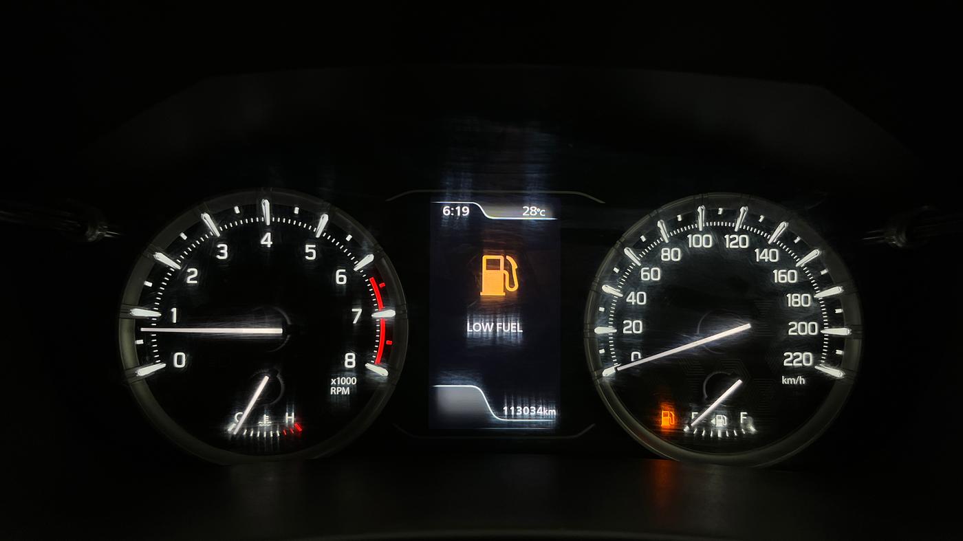 2022 Maruti Grand Vitara ALPHA SMART HYBRID, Petrol, Manual, 1,13,045 km, Odometer Image
